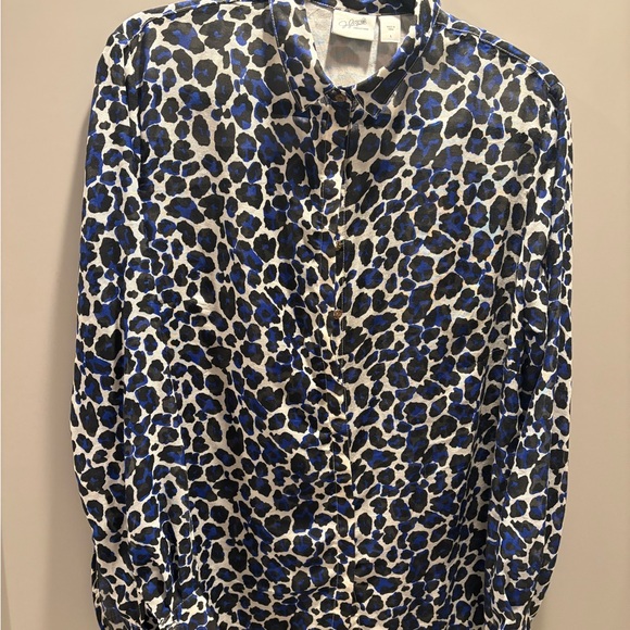 Jaclyn Smith Dresses & Skirts - Blue and Black Patterned Shirt